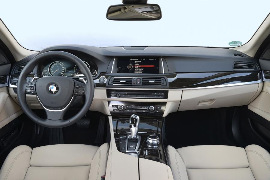  BMW 518d 2014 года  (фото 47 из 48)
